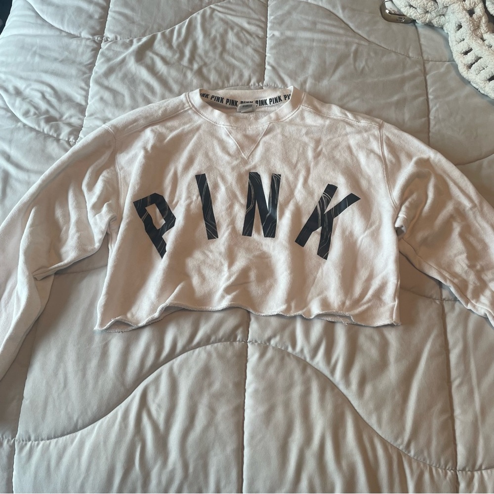 PINK cropped long sleeve